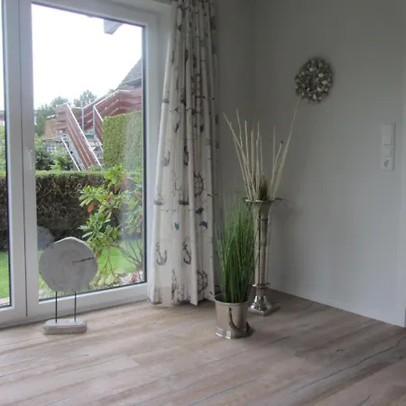 Haus-strandgut-wohnung-surf Διαμέρισμα Sankt Peter-Ording